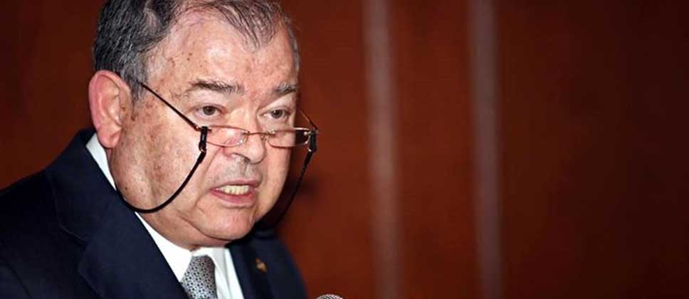 Suspenden toma de posesión de Elías Azar en el TSJDF