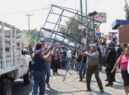Retiran ambulantes en Coyoacán - edwas