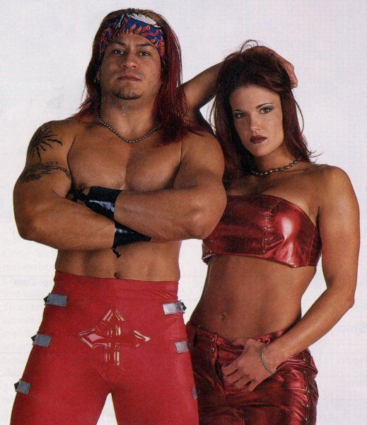 Luchadores mexicanos destacados de la WWE - essa-rios-lita