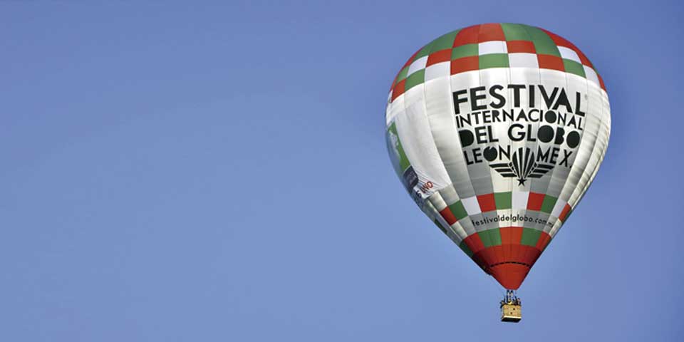 Lanzan primeros globos en Festival Internacional de León