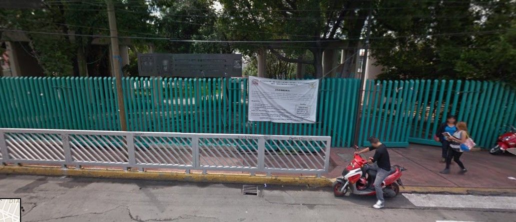 Regresan a clases en preparatorias del Distrito Federal