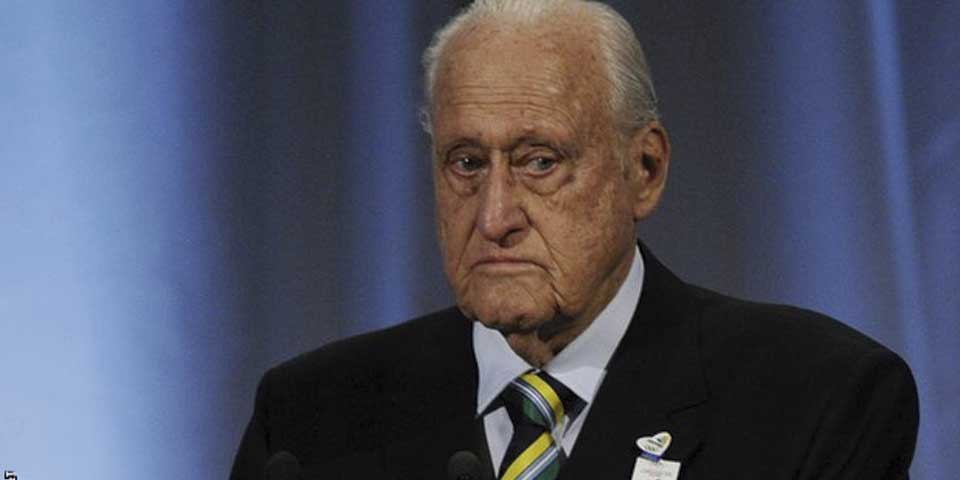 Hospitalizan a expresidente de FIFA Joao Havelange