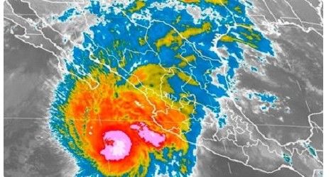 Sandra podría tocar tierra el domingo en Sinaloa