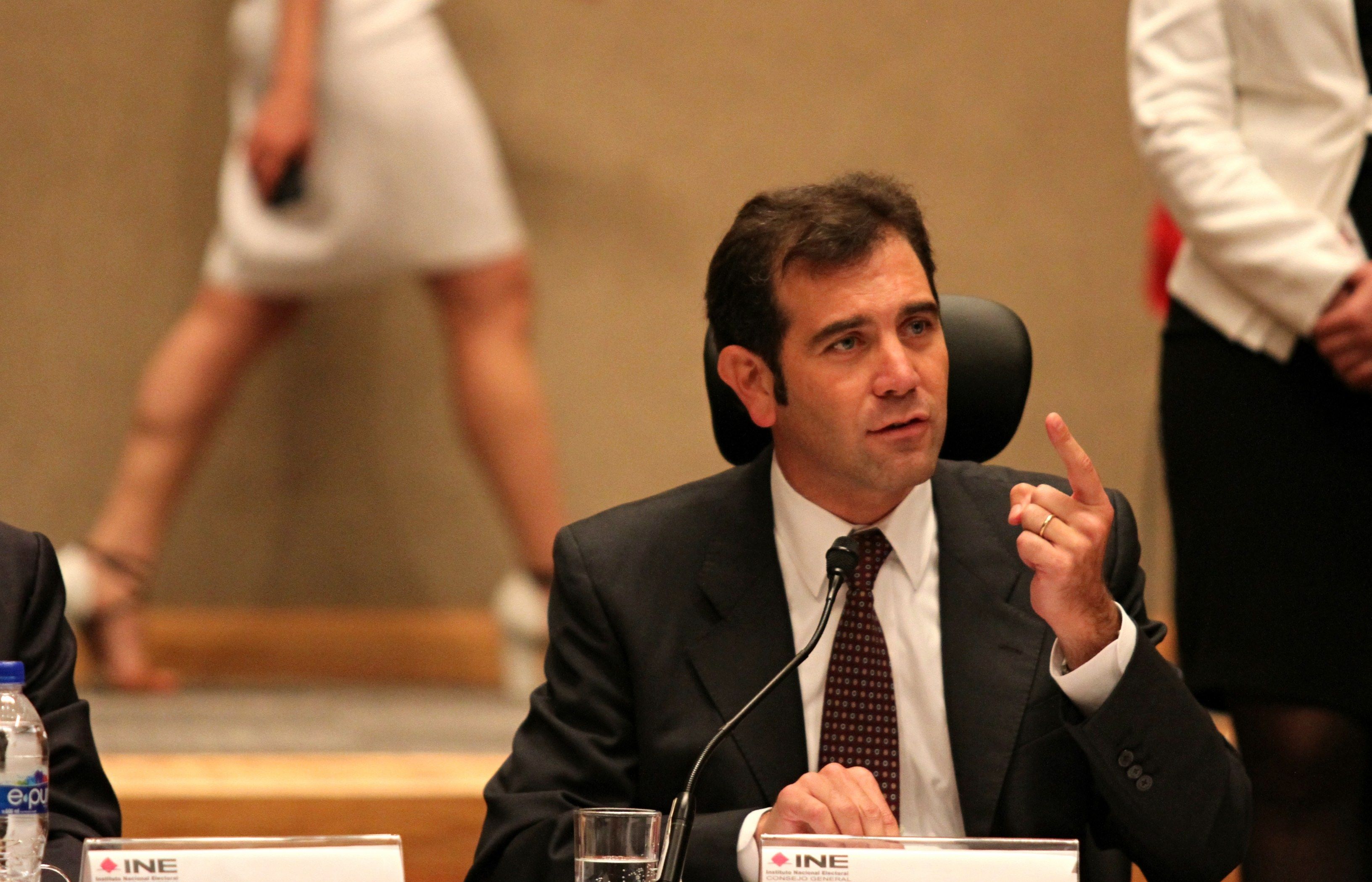 Recorte de 300 mdp al INE no pone en riesgo procesos electorales: Córdova Recorte de 300 mdp al INE no pone en riesgo procesos electorales: Córdova