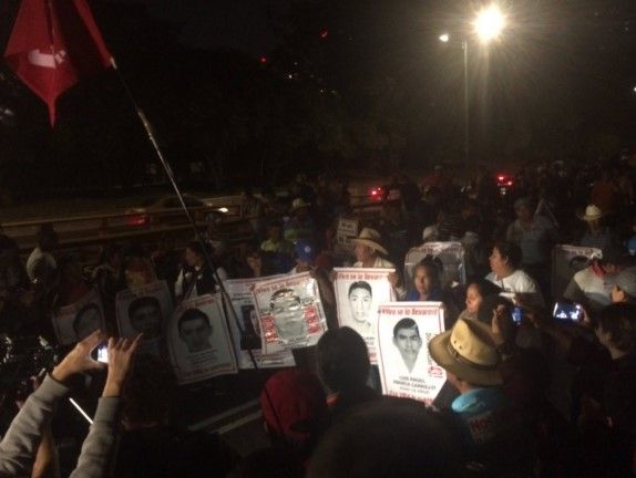 Proponen marchas por la noche para reducir contaminación