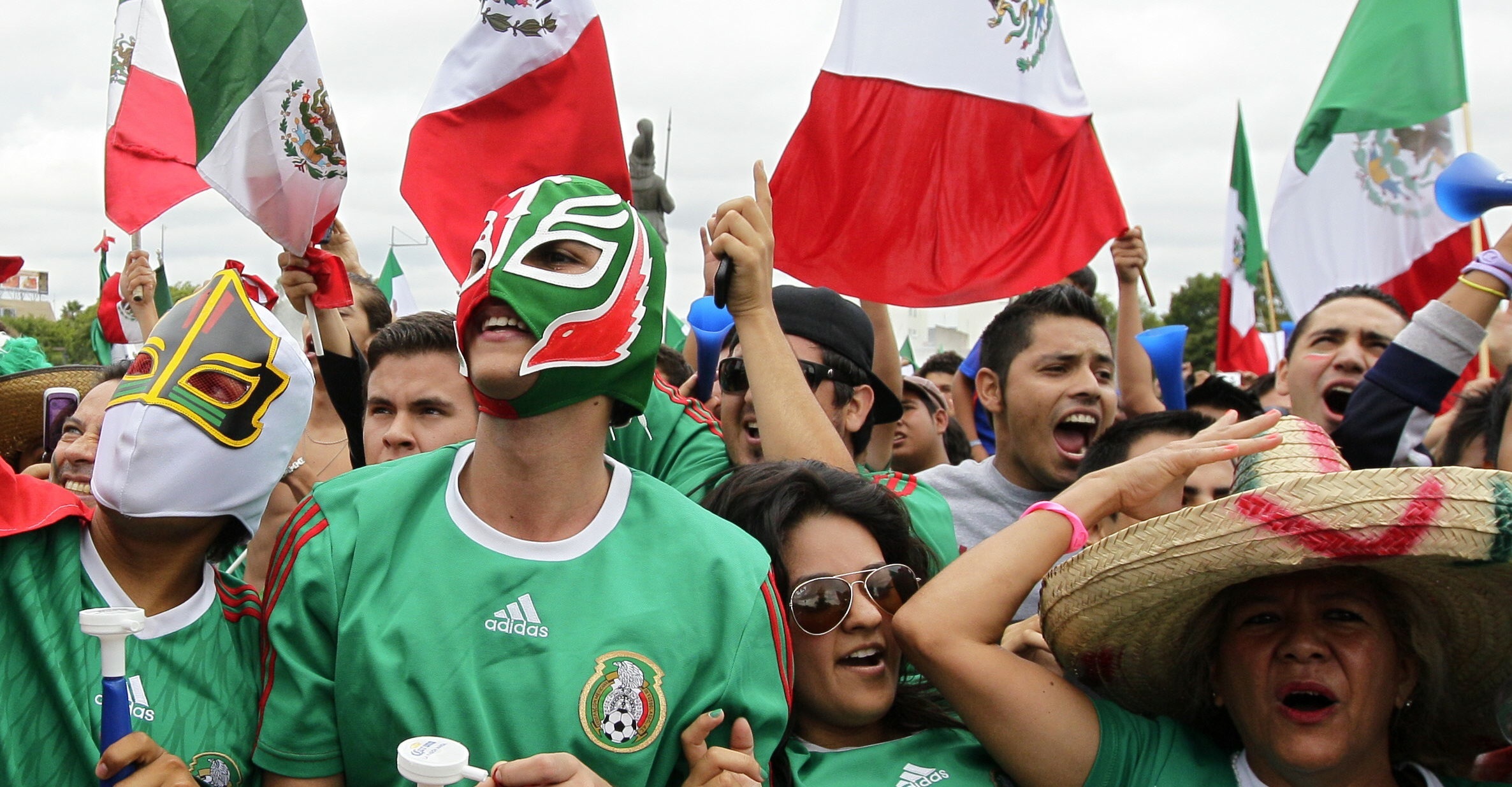 Encuesta revela cómo nos vemos los mexicanos