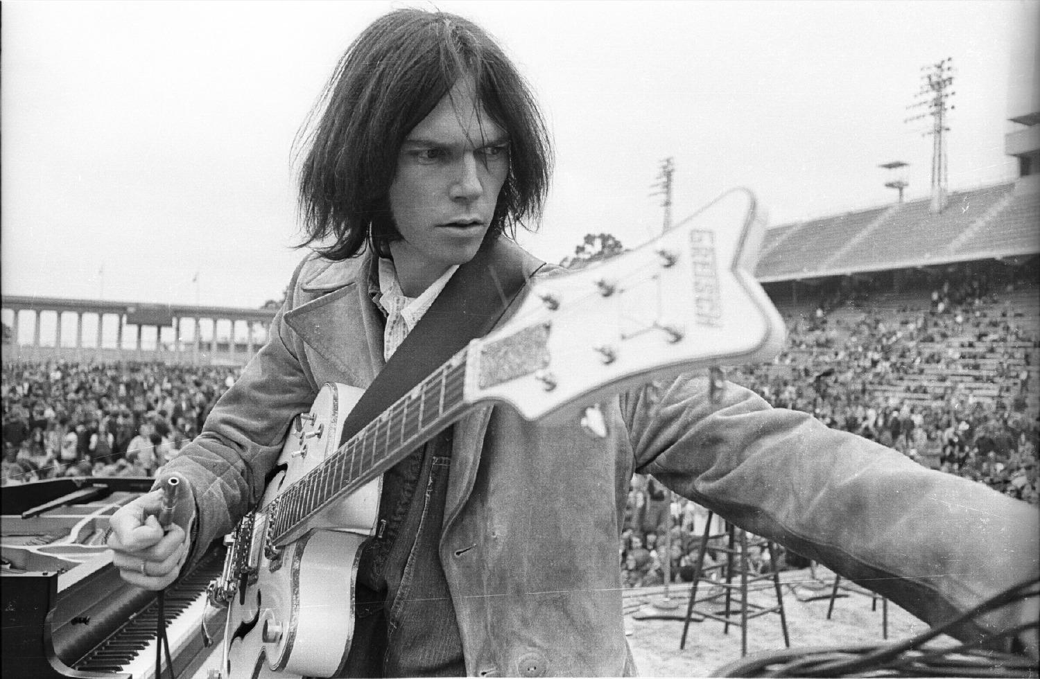 Siete canciones para celebrar el 70 cumpleaños de Neil Young - neil-young-1
