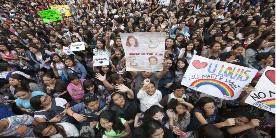 Eufórico recibimiento en México a One Direction Eufórico recibimiento en México a One Direction