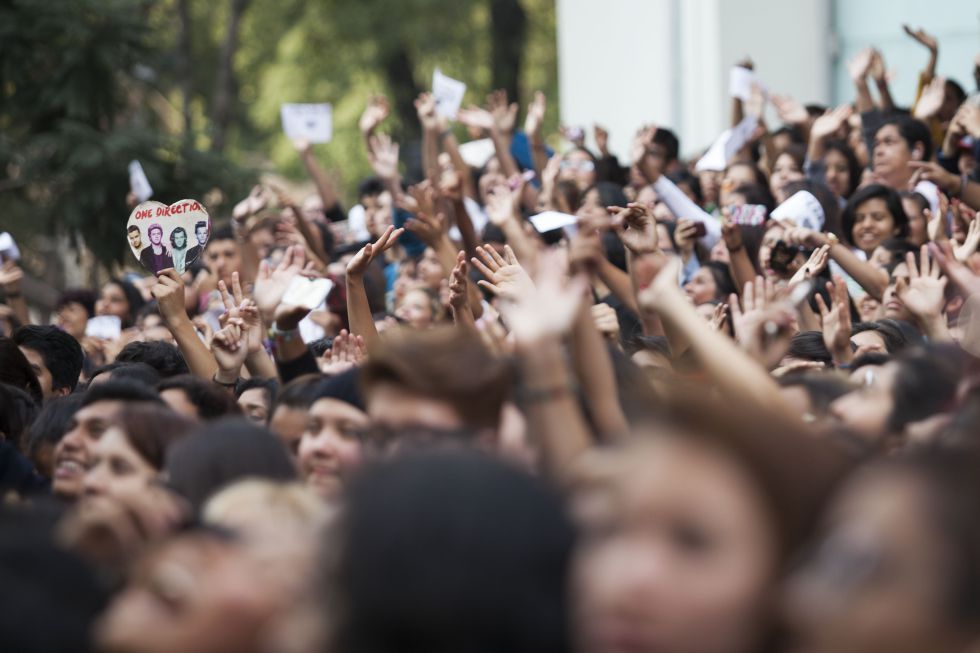 Eufórico recibimiento en México a One Direction - one