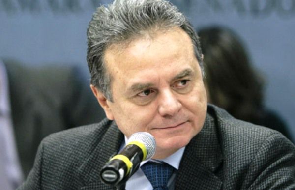 Directores de Pemex y CFE deberán explicar alzas a tarifas de luz y gasolina - pedro-joaquin-coldwell