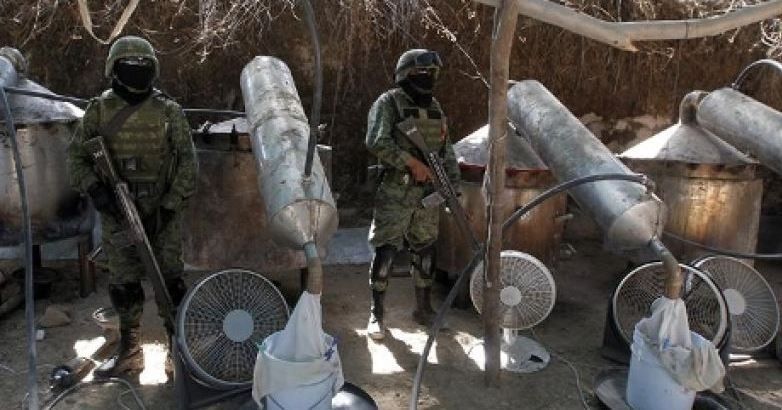 PGR y Marina desmantelan tres narcolaboratorios