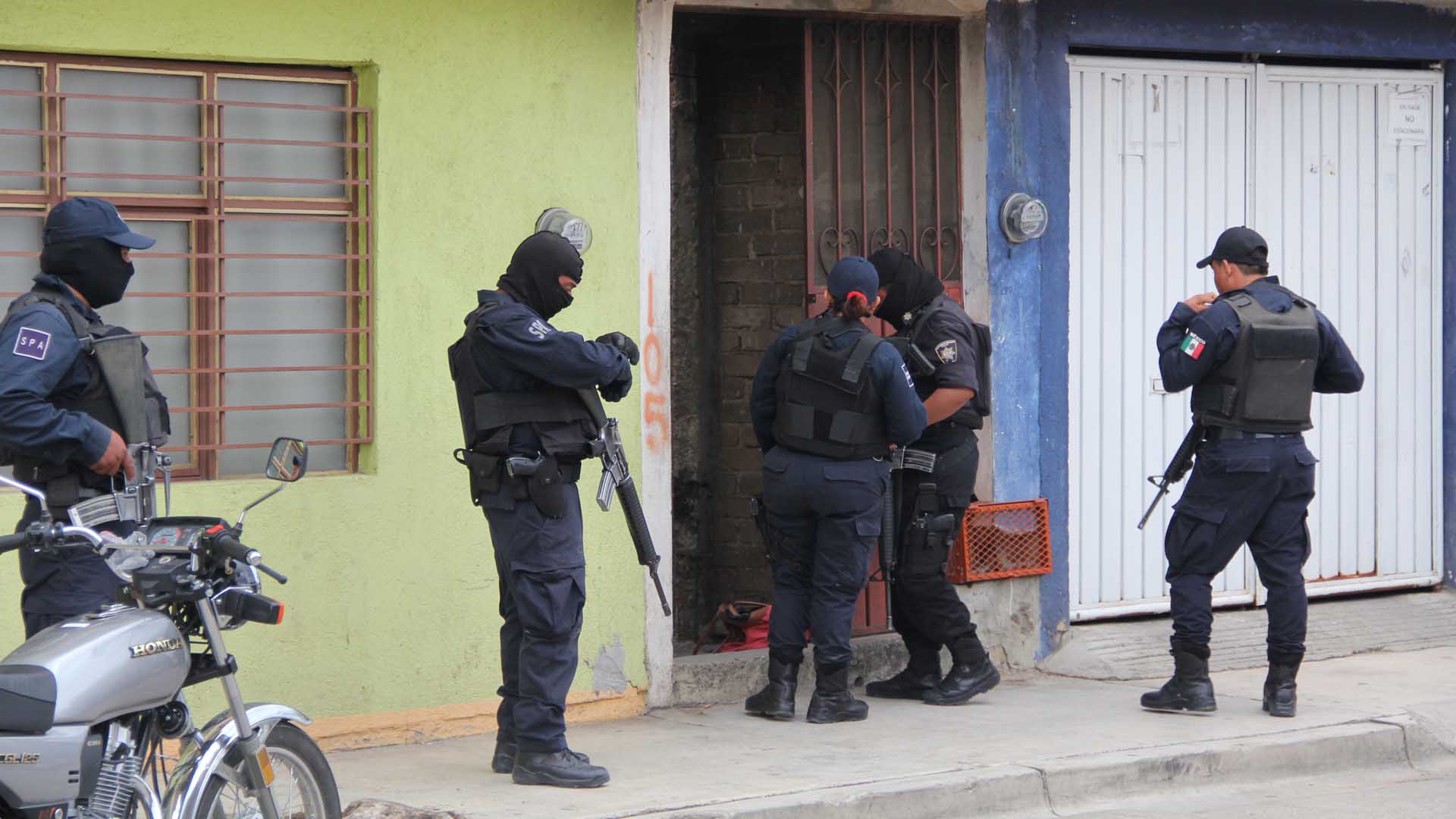 Detienen a tres sujetos por trata de personas en Tabasco