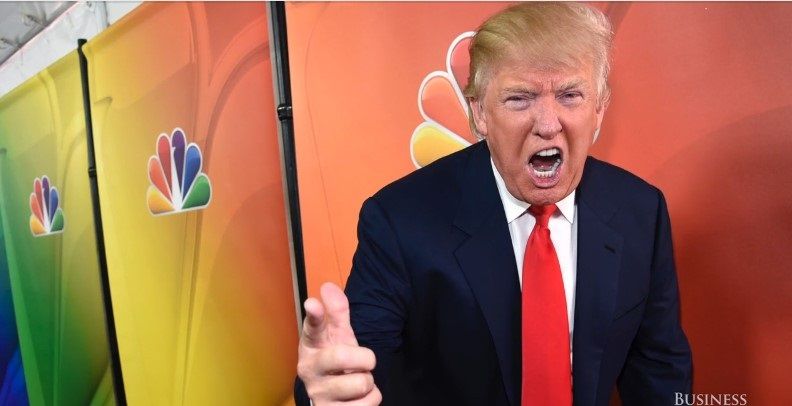 Trump publica libro donde aborda inmigración ilegal y el muro con México