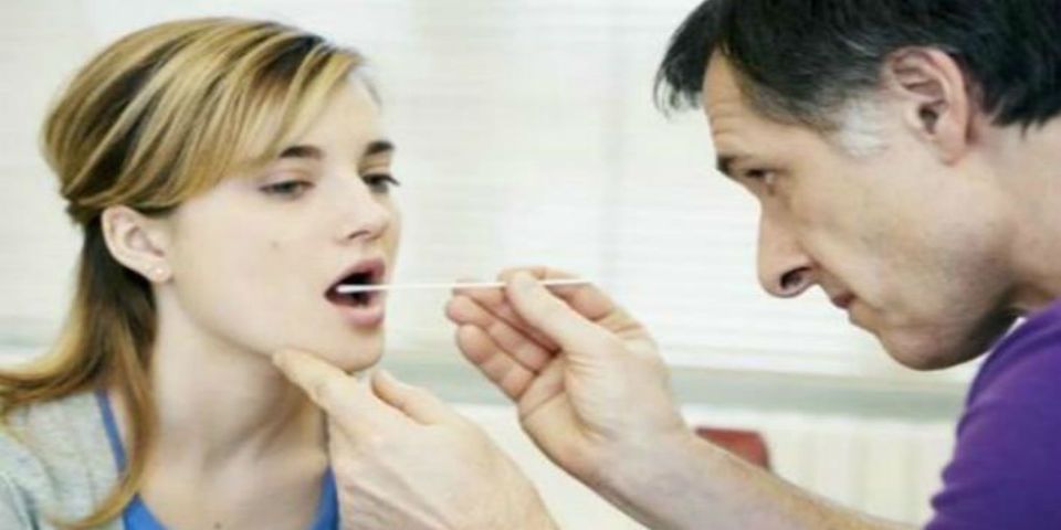 Crean prueba bucal para detectar el cáncer de mama