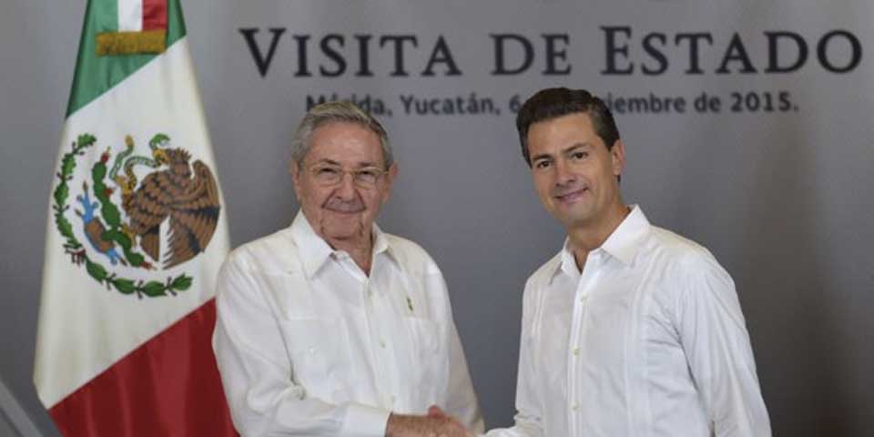 Firman México y Cuba acuerdos durante visita de Raúl Castro