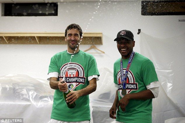 El adiós a un grande - raul7