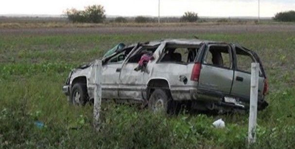 Cuatro muertos y doce lesionados tras volcadura de migrantes en Tamaulipas Cuatro muertos y doce lesionados tras volcadura de migrantes en Tamaulipas