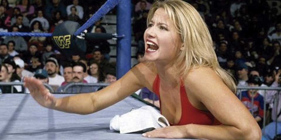 Ex Diva de la WWE pide Holocausto contra ‘islámicos del mundo’