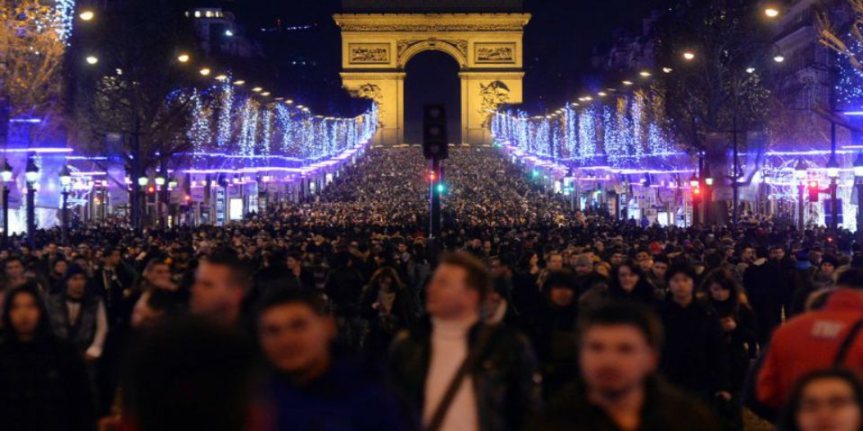 En París modifican celebración de Año Nuevo tras atentados