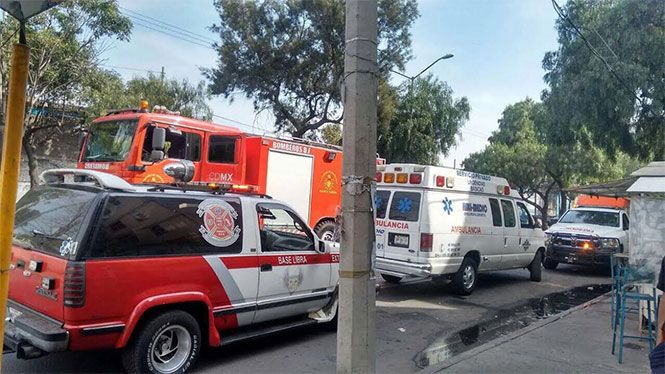 Tren impacta a traíler en Azcapozalco - 1366393