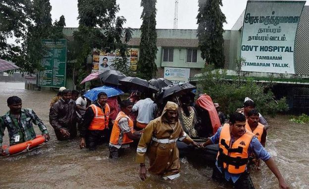 Imágenes: India sufre las peores lluvias en 100 años - 86990235_86990234