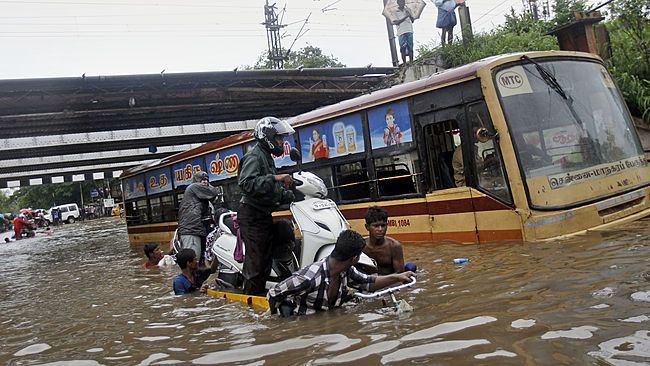 Imágenes: India sufre las peores lluvias en 100 años - AP61