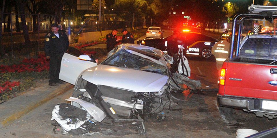 Choque en La Condesa deja un muerto