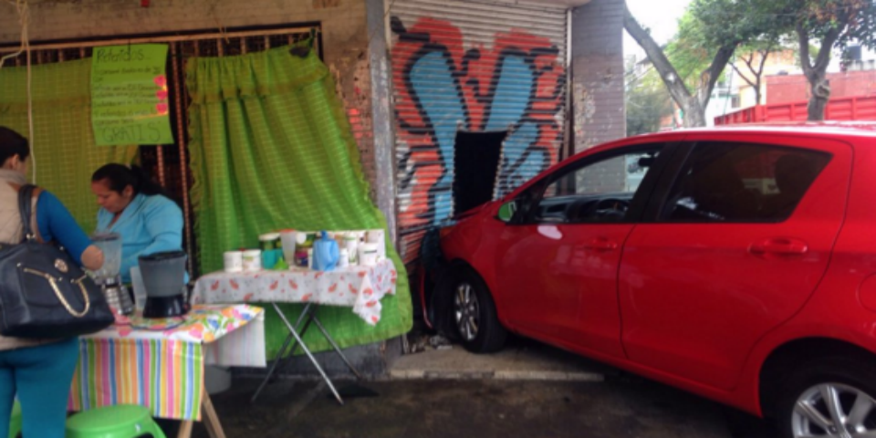 Choque en la colonia Doctores deja dos lesionados Choque en la colonia Doctores deja dos lesionados