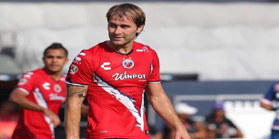 Aníbal Zurdo se despide de Veracruz para regresar a España