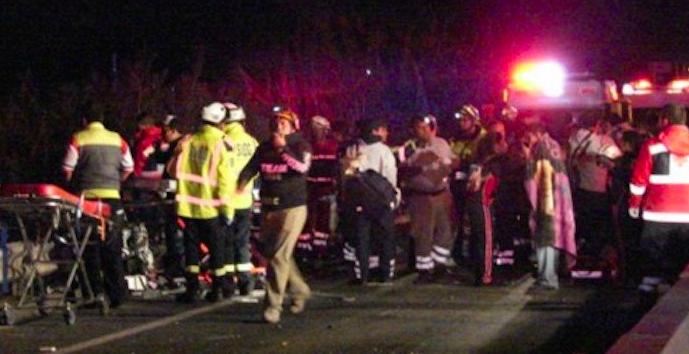 Volcadura deja 41 heridos en Guanajuato Volcadura deja 41 heridos en Guanajuato