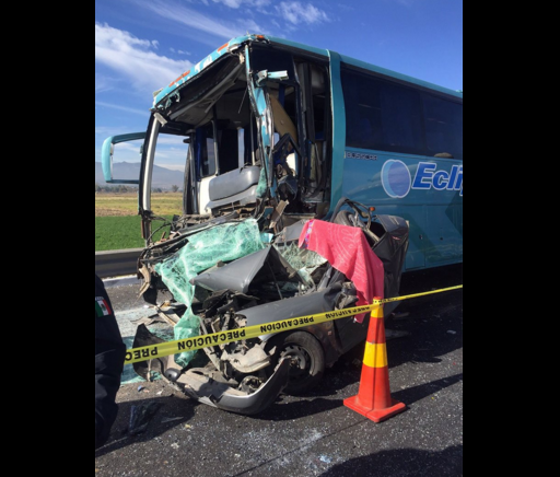 Otro accidente en el Circuito Exterior Mexiquense - Captura-de-pantalla-2015-12-28-a-las-11.17.33-a.m.