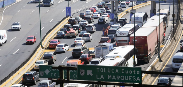 Inician desvíos en la México-Toluca