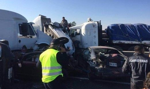 Los días con más accidentes viales en la época navideña - Circuito-Exterior-accidente-carambola-Imagen-Radio
