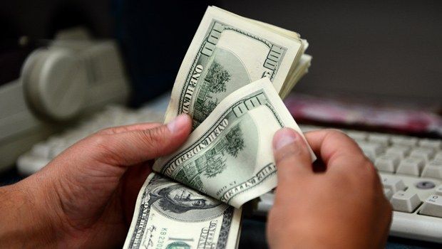 Dólar abre en 17.55 pesos a la venta Dólar abre en 17.55 pesos a la venta