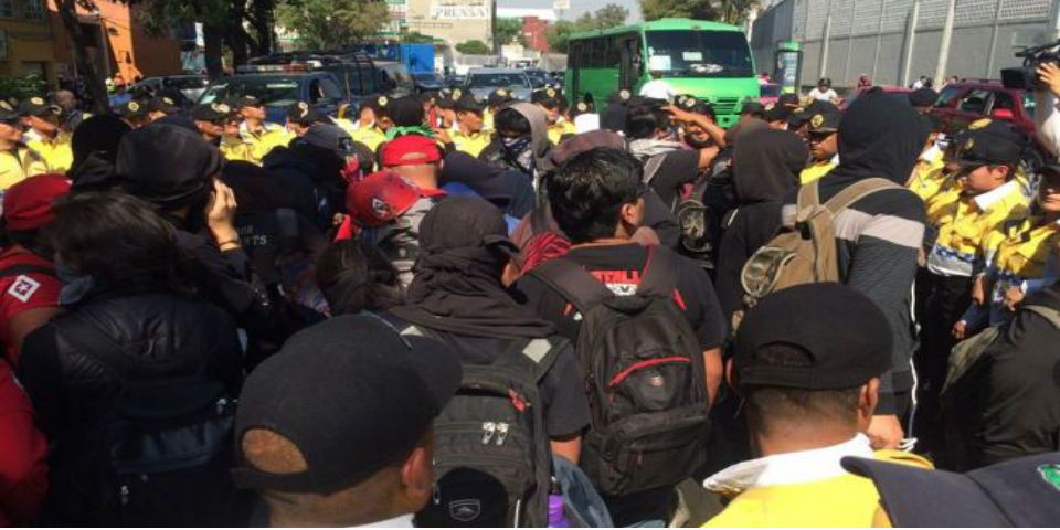 Encapsulan a anarcos en La Viga