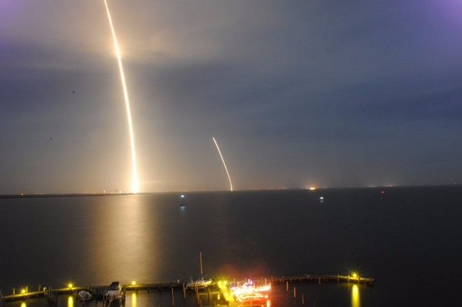 Video: lanzamiento y aterrizaje de un cohete en unos minutos