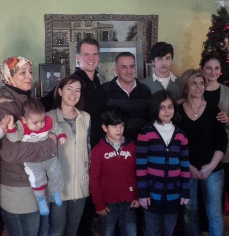 Familiares de Aylan Kurdi llegaron a Canadá - Familiares-Kurdi-FinDonnelly