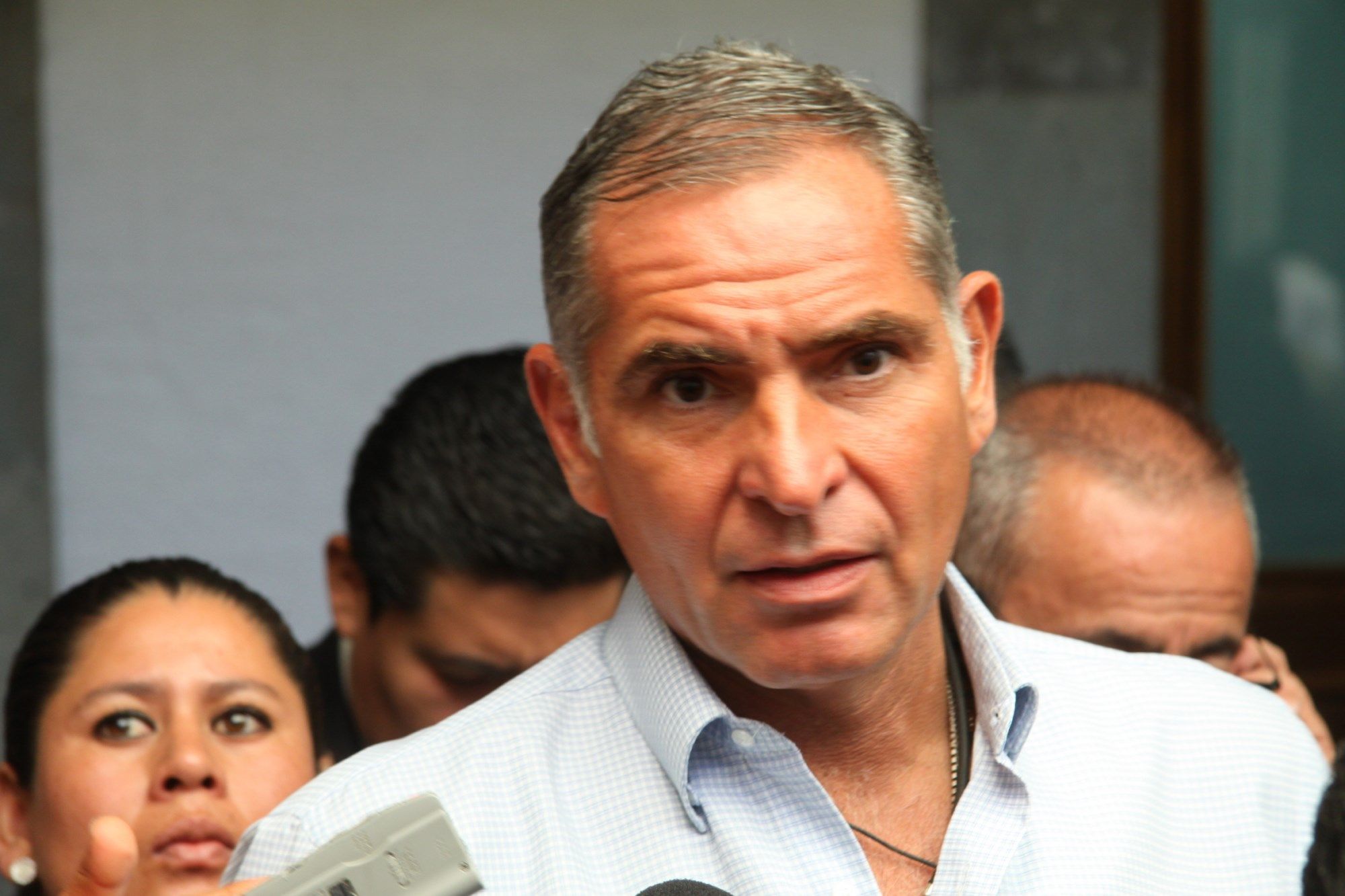 Gobiernos salientes tienen irregularidades por más de 32 mil mdp - Gabino-Cue