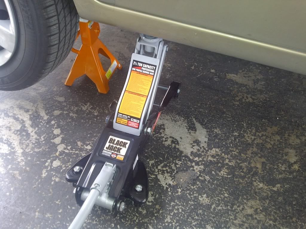 Lo que debes revisar en tu auto antes de salir de vacaciones - Georgetown-RoundRock-20120317-00028