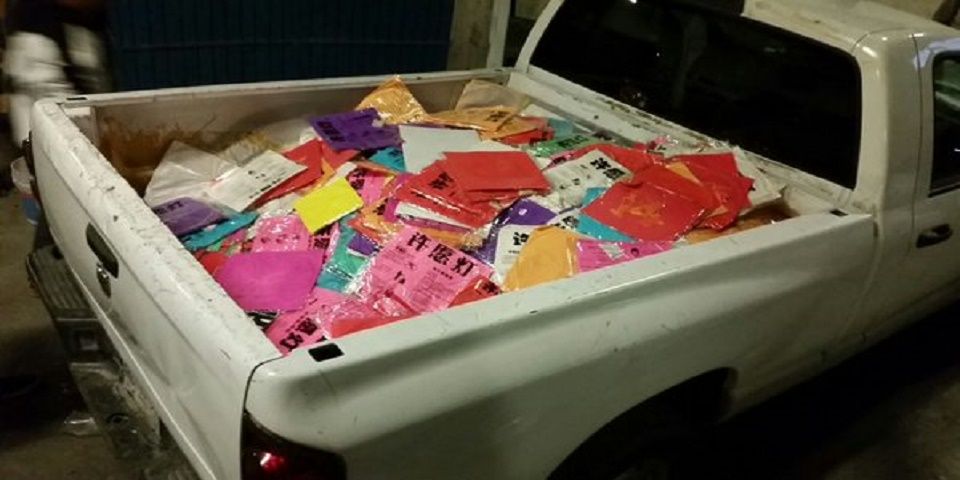 Decomisan más de mil globos de cantoya en Monterrey