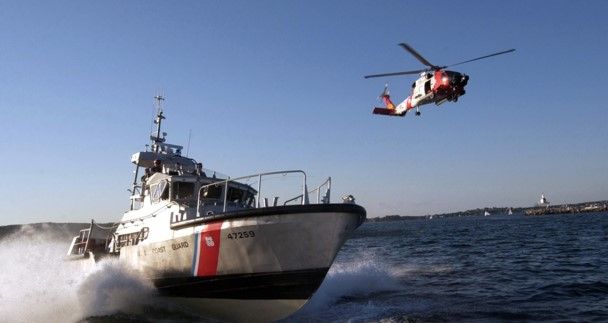 Detienen a mexicano por robar lujosa embarcación en EE.UU.