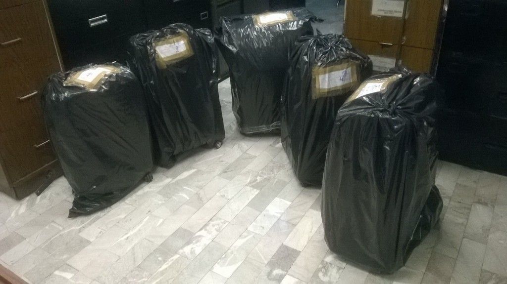 Detienen a un hombre por maletas con cocaína en el AICM - IMG-20151218-WA0008-1024x575