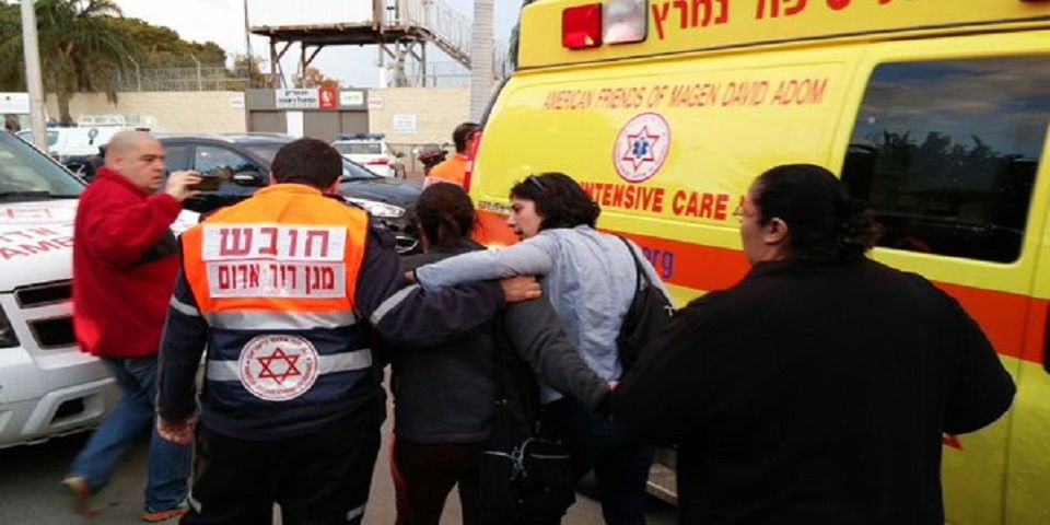 Palestino hiere al menos a tres palestinos en Tel Aviv