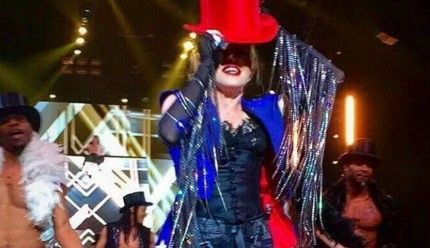 Video: Madonna termina a capela su concierto
