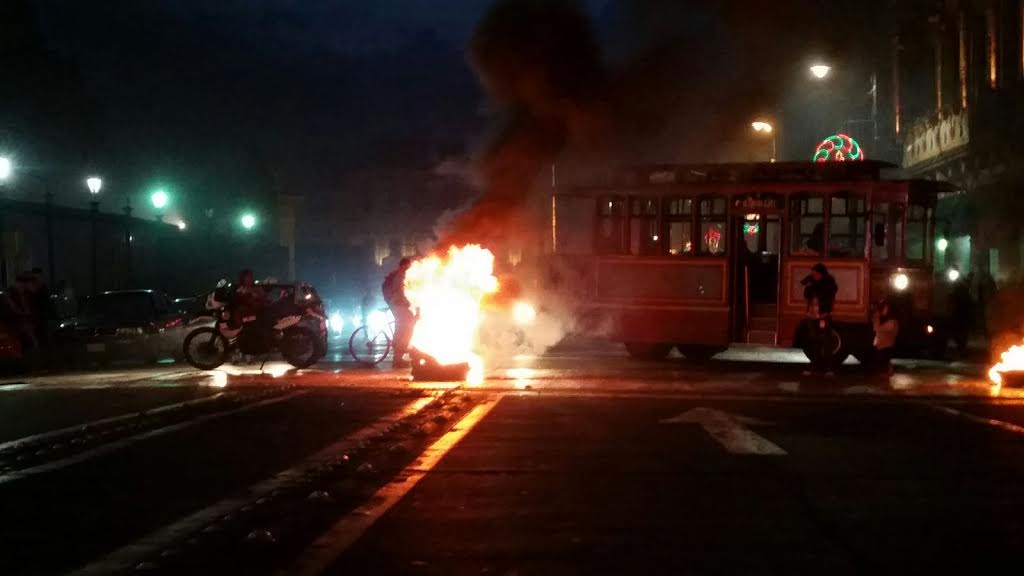 Normalistas provocan disturbios en Morelia