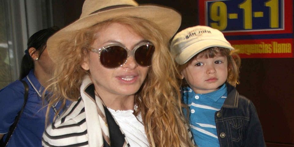 Paulina Rubio confirma segundo embarazo