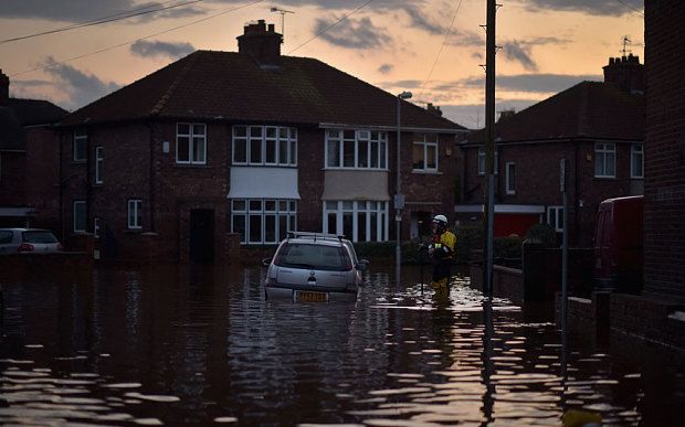 Imágenes: lluvias provocan inundaciones en Reino Unido - STORM_DESMOND_WEAT_3520499b