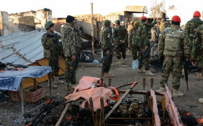 Ataque en aeropuerto de Afganistán deja 46 muertos