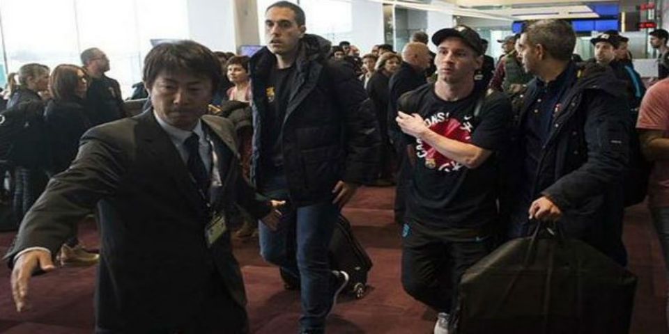 Aficionado agrede a Messi