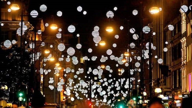 El espíritu navideño llega a Londres